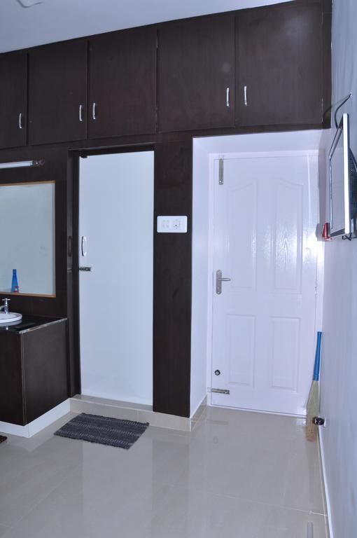 Srirangam Suit Rooms Tiruchirappalli Δωμάτιο φωτογραφία