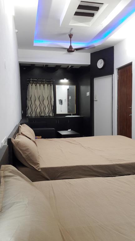 Srirangam Suit Rooms Tiruchirappalli Εξωτερικό φωτογραφία