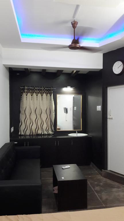 Srirangam Suit Rooms Tiruchirappalli Εξωτερικό φωτογραφία